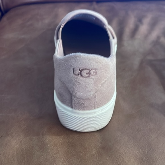 COPY - Ugg Slip On Platform Sneakers. Size 8. Suede Leather. Light wear. - Picture 3 of 4